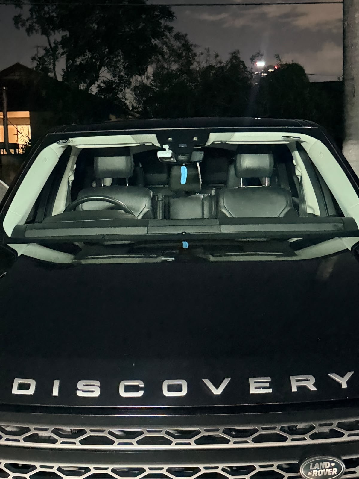 Land Rover Discovery interior detail
