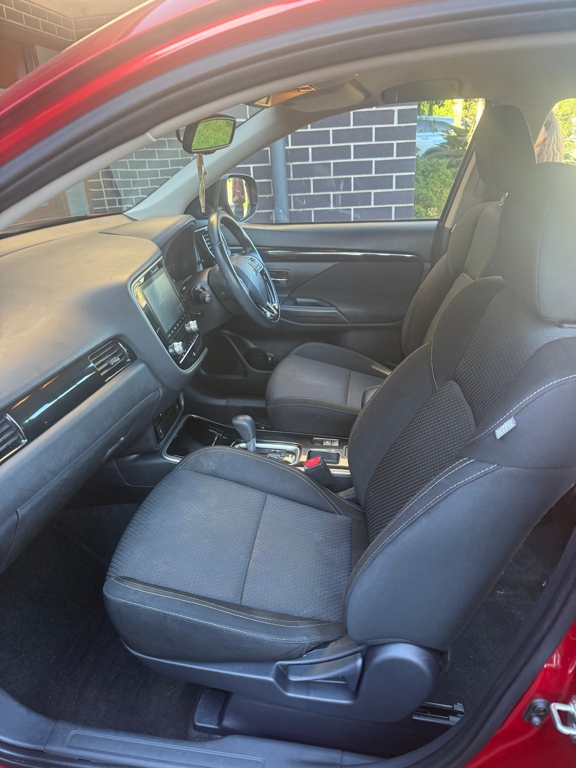 Mitsubishi Outlander front after full detail
